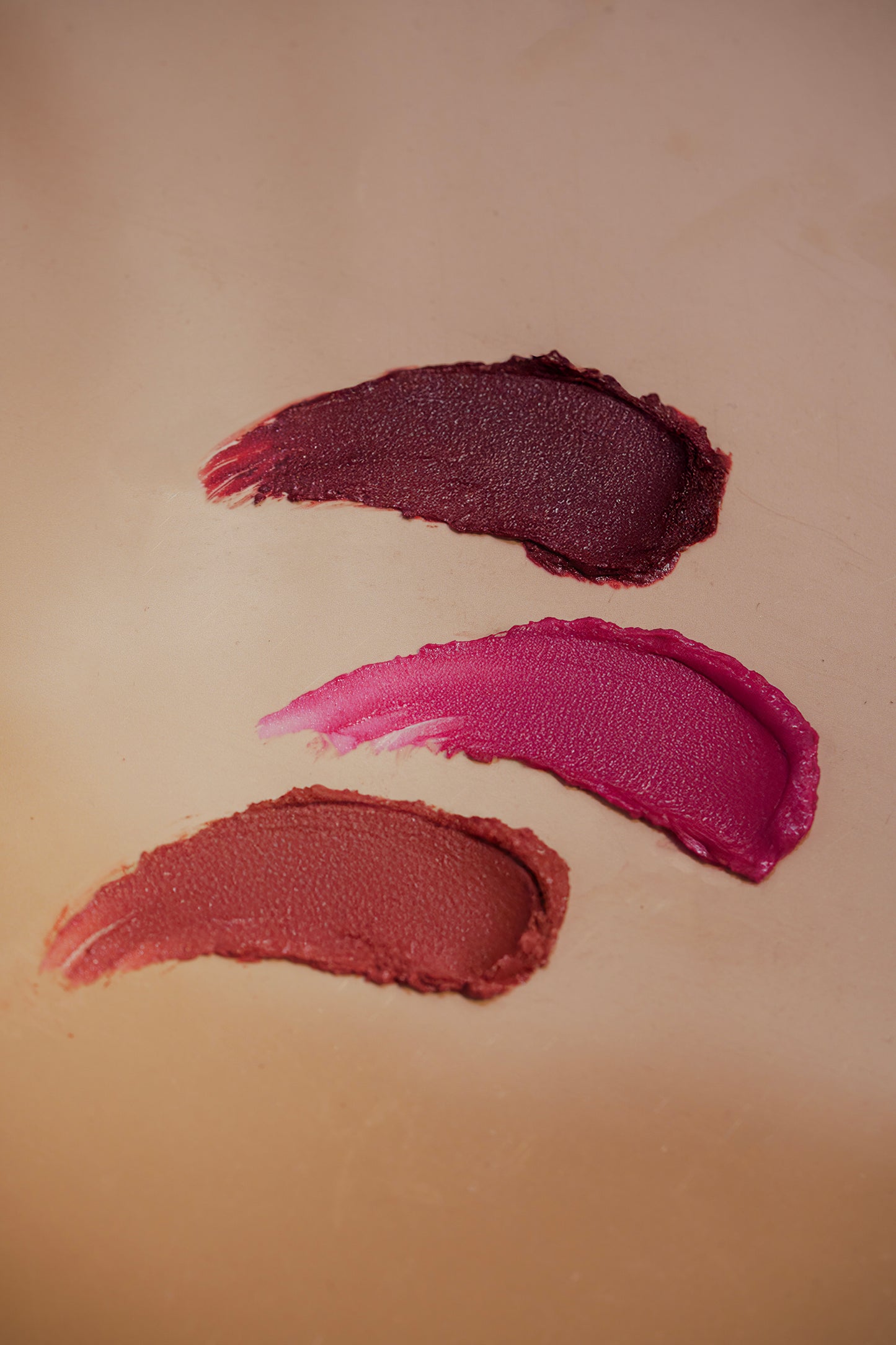 Raktavarna Berry Red Lip & Cheek Tint