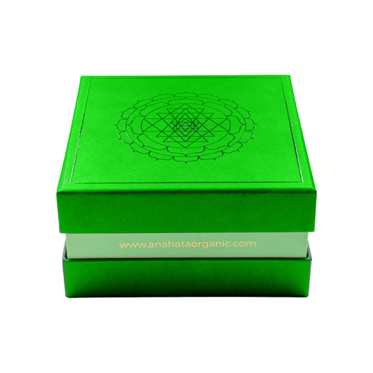 Build a box 5 products (Green box with Anahata branding)